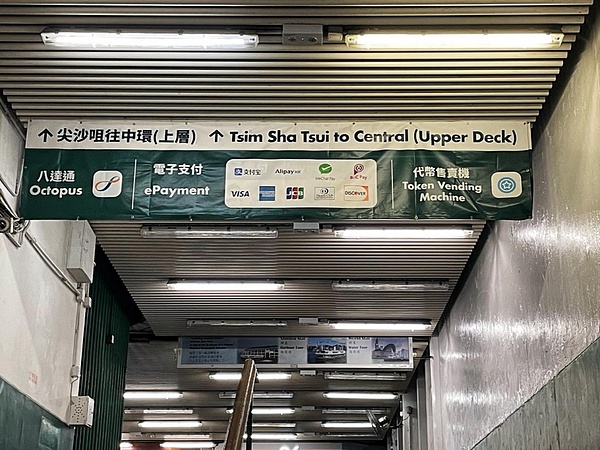 华尔街巨鳄的数字黄金豪赌：贝莱德为何疯狂囤积比特币？