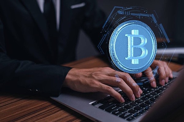 11人小团队如何打造年入11亿美金的加密界独角兽？